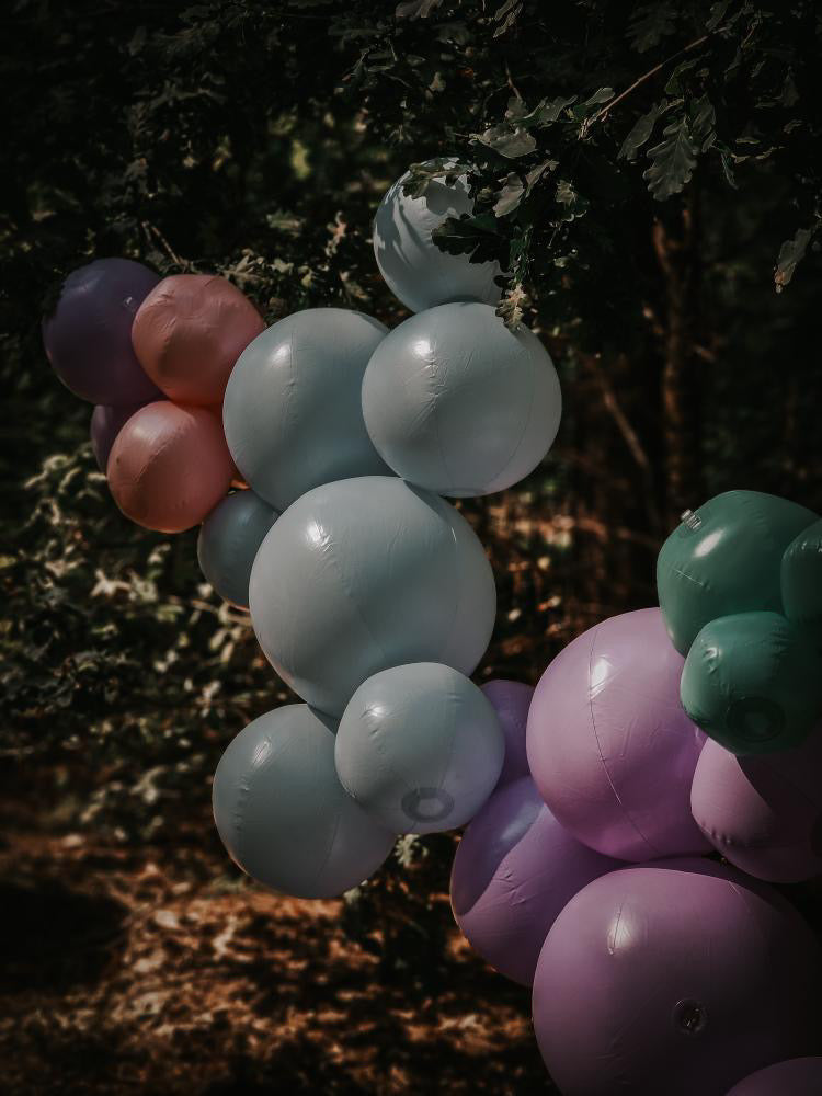 Reusable Balloon Garland of 7 Pastel Blue