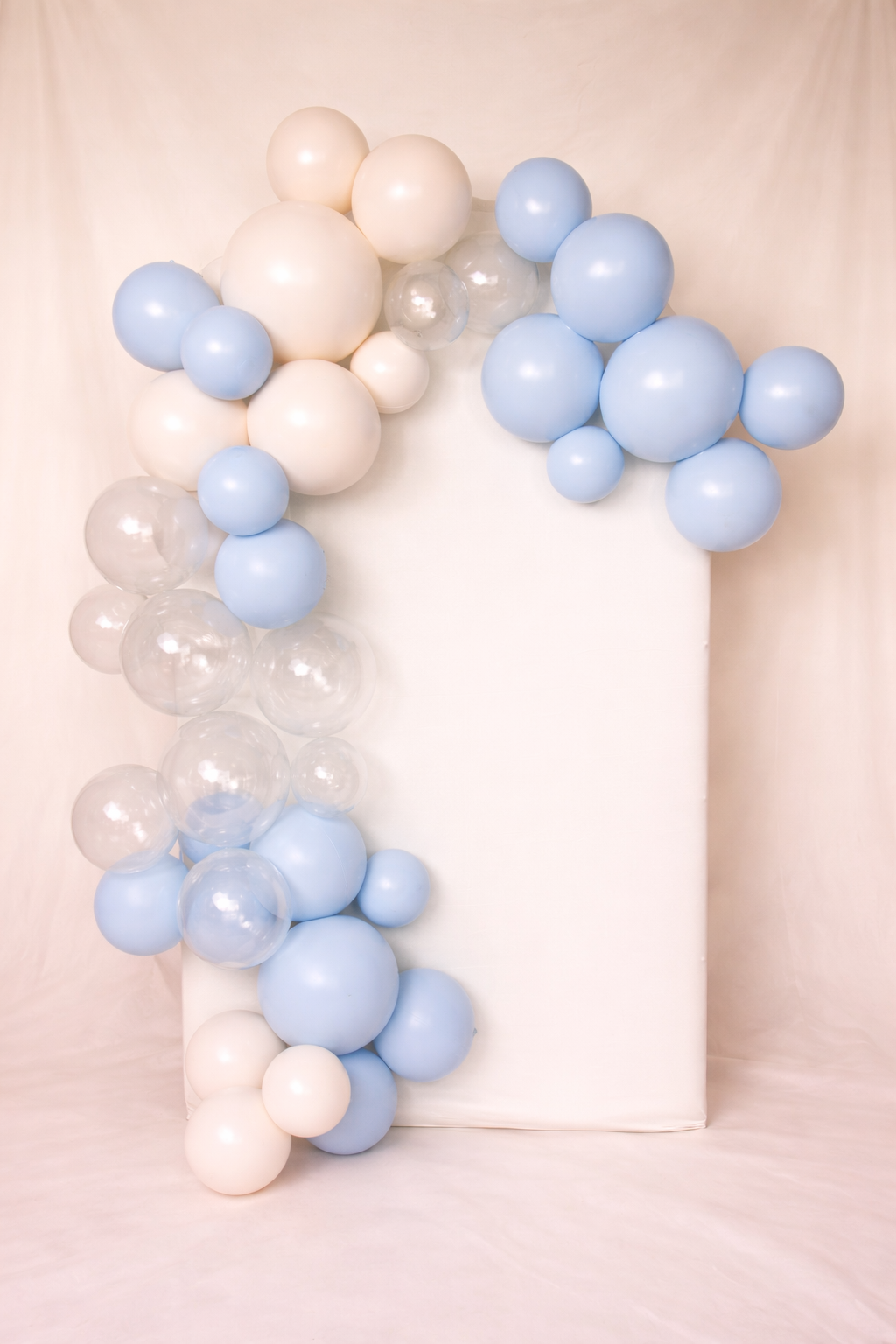 Reusable Balloon Arch Set Cream, Pastel Blue & Transparent | 8-piece (incl. 2 Free)