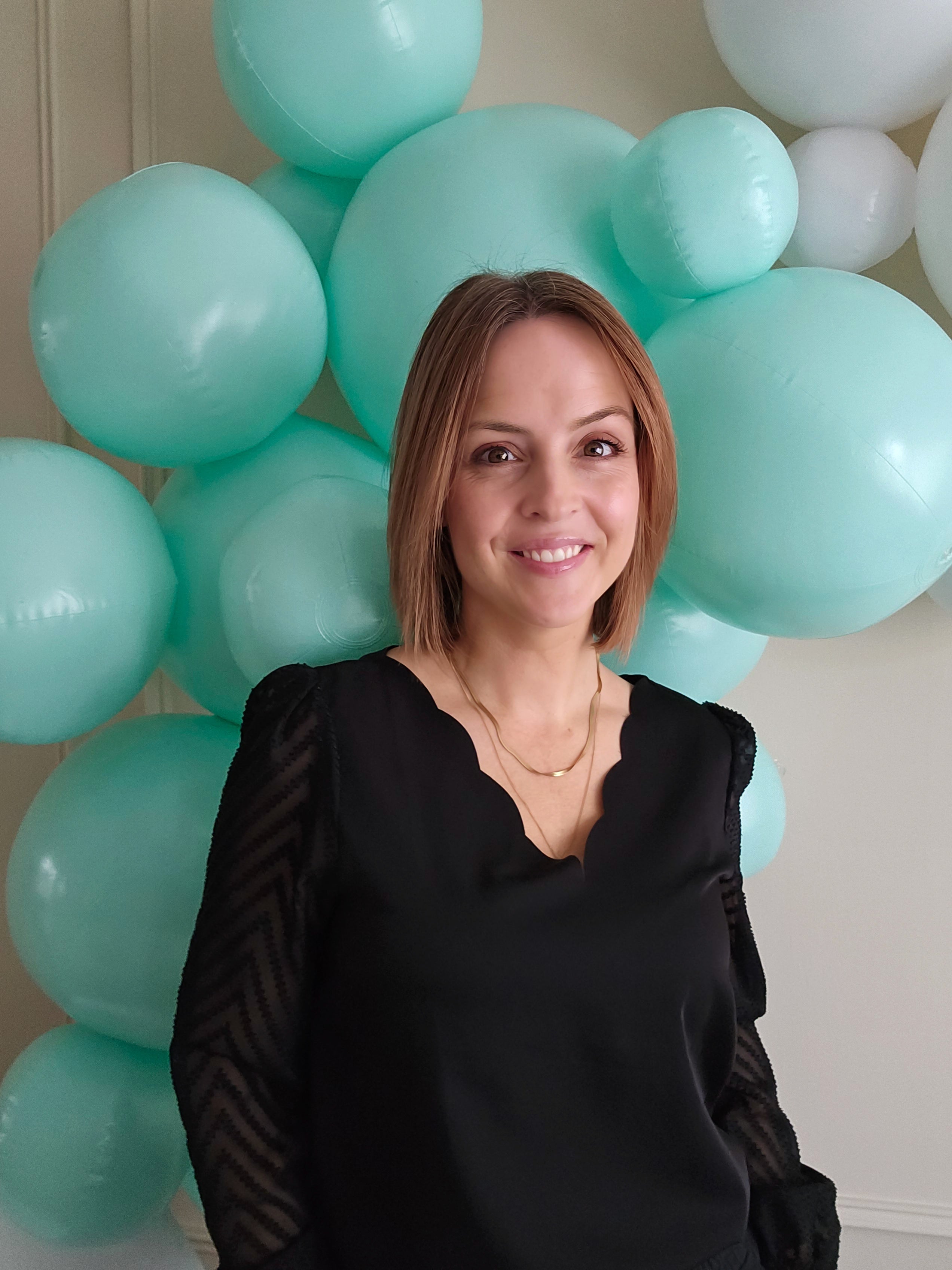 Reusable Balloon Garland of 7 Pastel Green