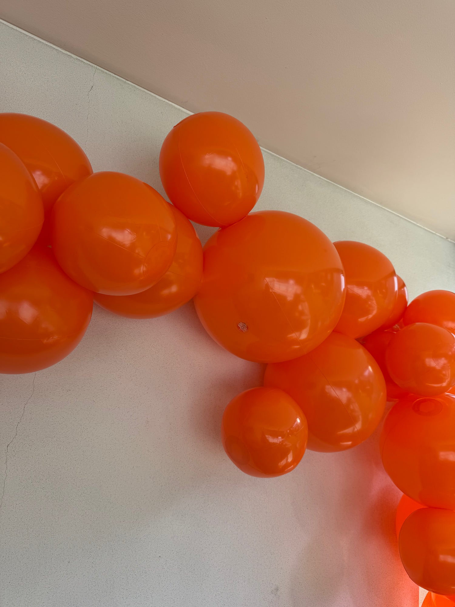 Wiederverwendbare 3er-Ballongirlande Orange - 2er-Set