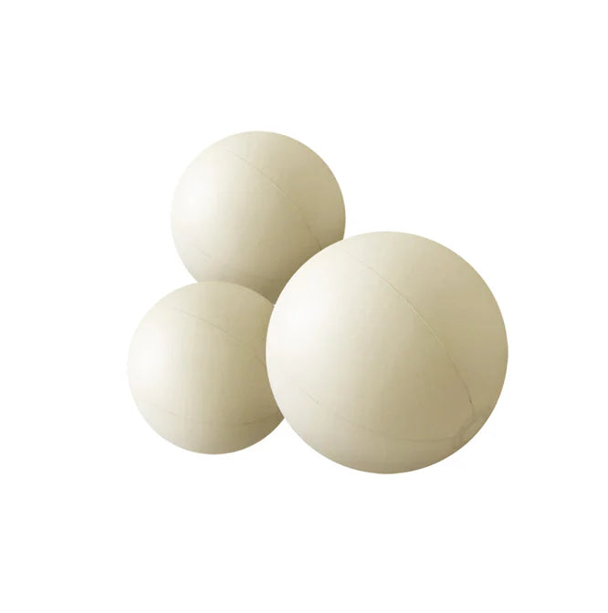 Reusable Balloon Garland from 3 Cream